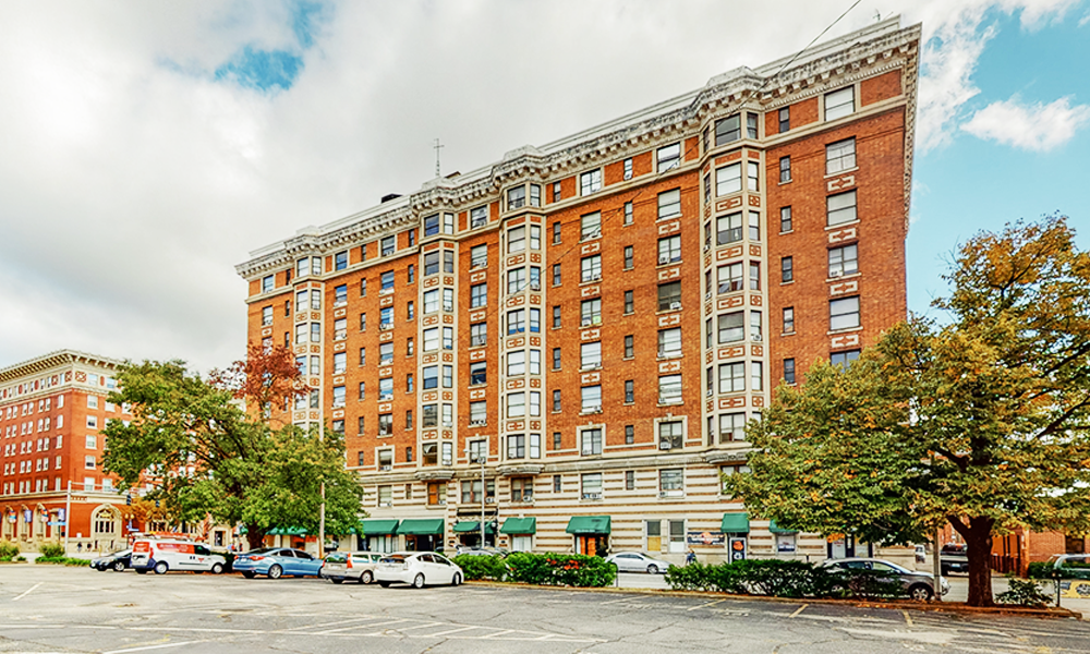 WeissingerGaulbert Apartments in Downtown Louisville
